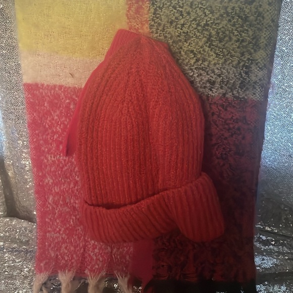 Forever 21 scarf, hat and gloves set. NWT - Picture 3 of 5